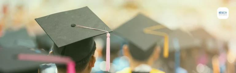 طلاب متخرجين بعد الحصول على منحة دراسية - students graduate after getting a scholarship
